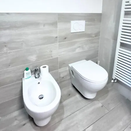 Se205 - Senigallia, Comodo Trilocale Con Terrazzo セニガッリア